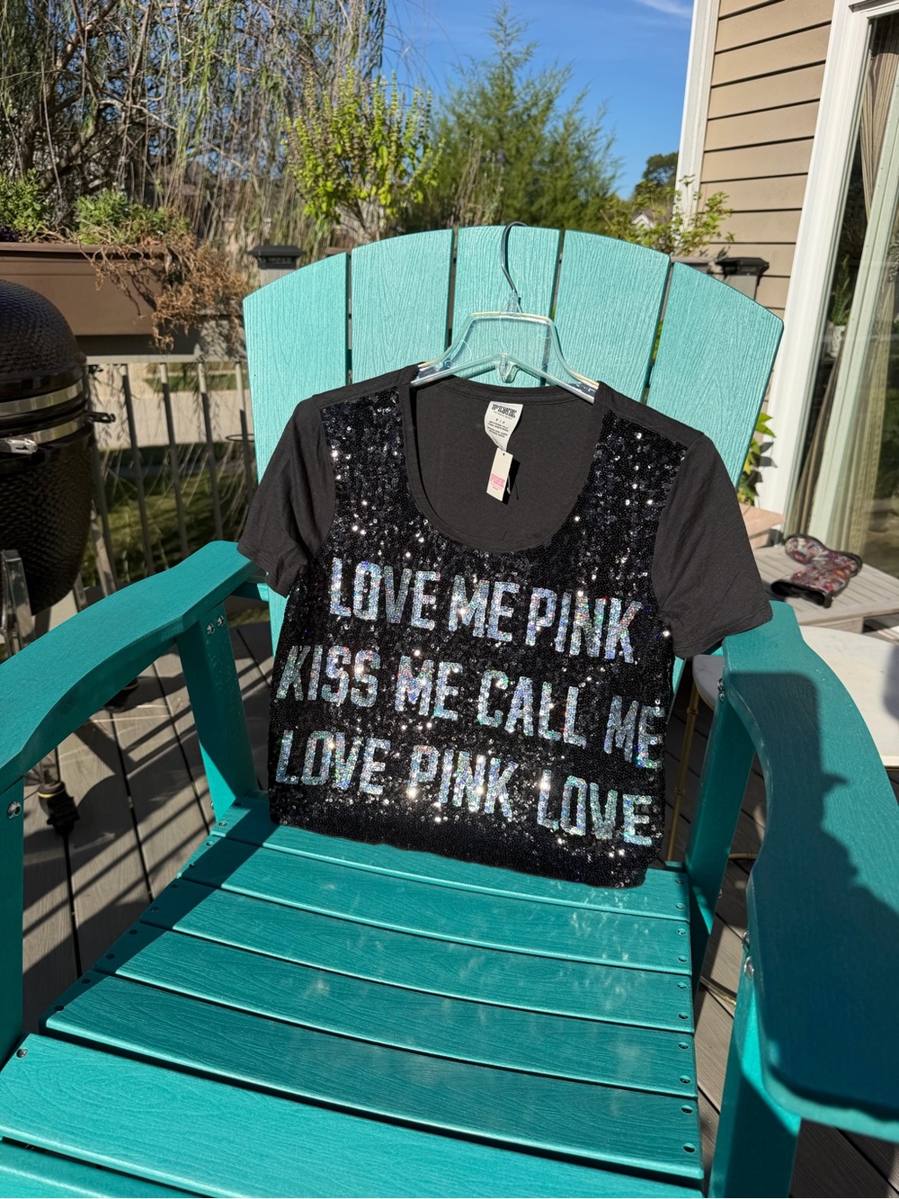 Victoria's Secret PINK NEW WITH TAGS VINTAGE Black Sequin Logo Tee. SIZE S